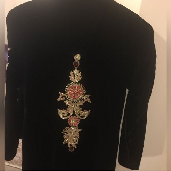 PAKISTANI INDIAN DESIGNER BLACK VELVET SEMI FORMAL GOWN - Picture 3 of 7